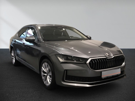 Superb Top Selection 2,0 TSI 150 kW 7-Gang automat.